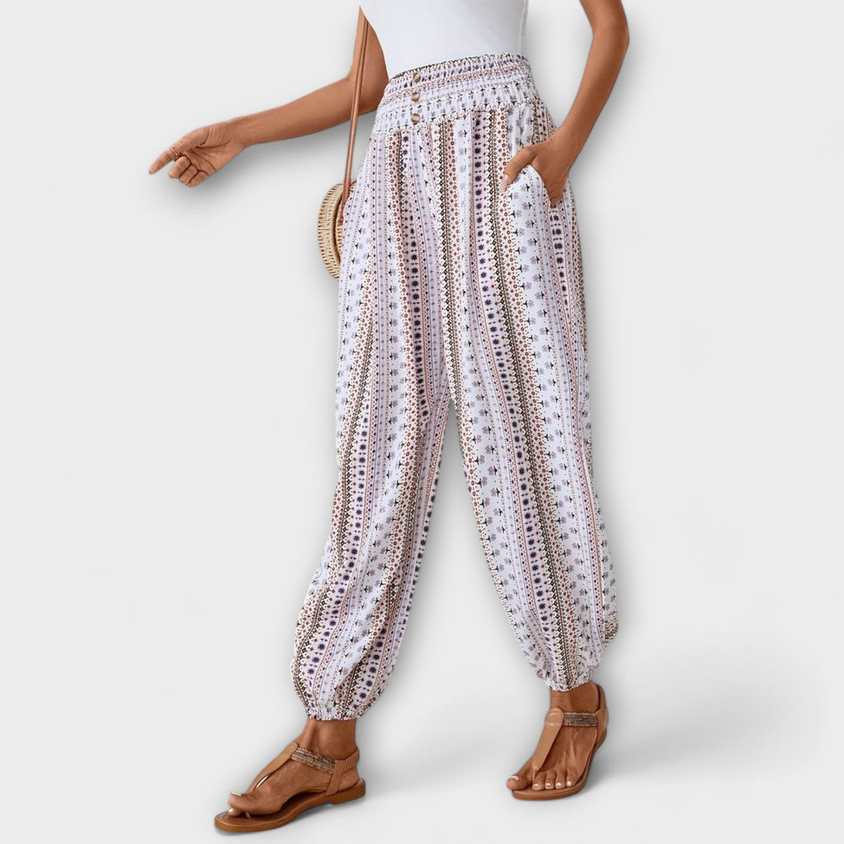 Scarlett - Pants with Ethnic Graphic Print